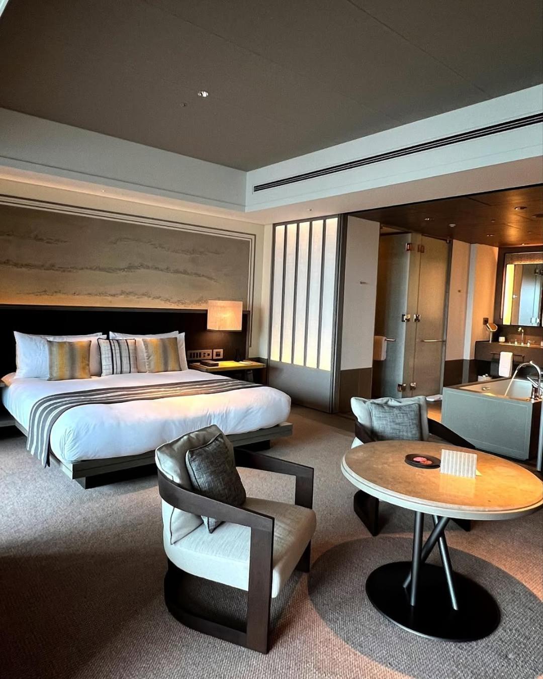 Hotel The Aatlantis Near Delhi Airport New Delhi